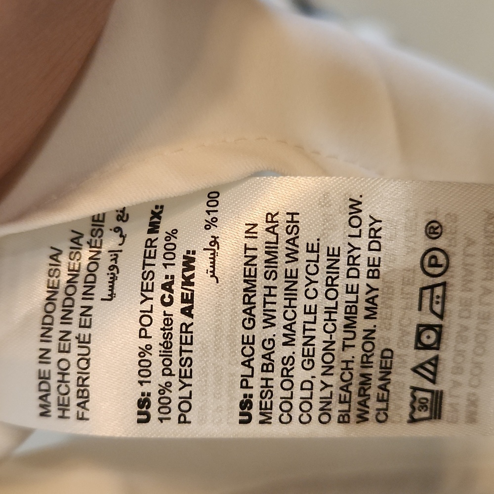 Chico's NWOT Ruffle Button Down Blouse - Picture 10 of 10